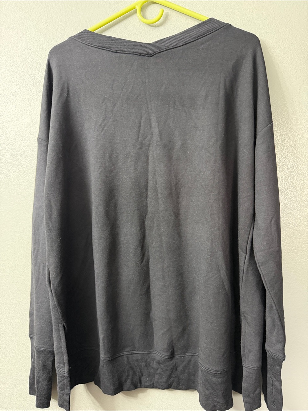 Athleta coaster luxe Black V-Neck Pullover Sweatshirt Large - Picture 6 of 7